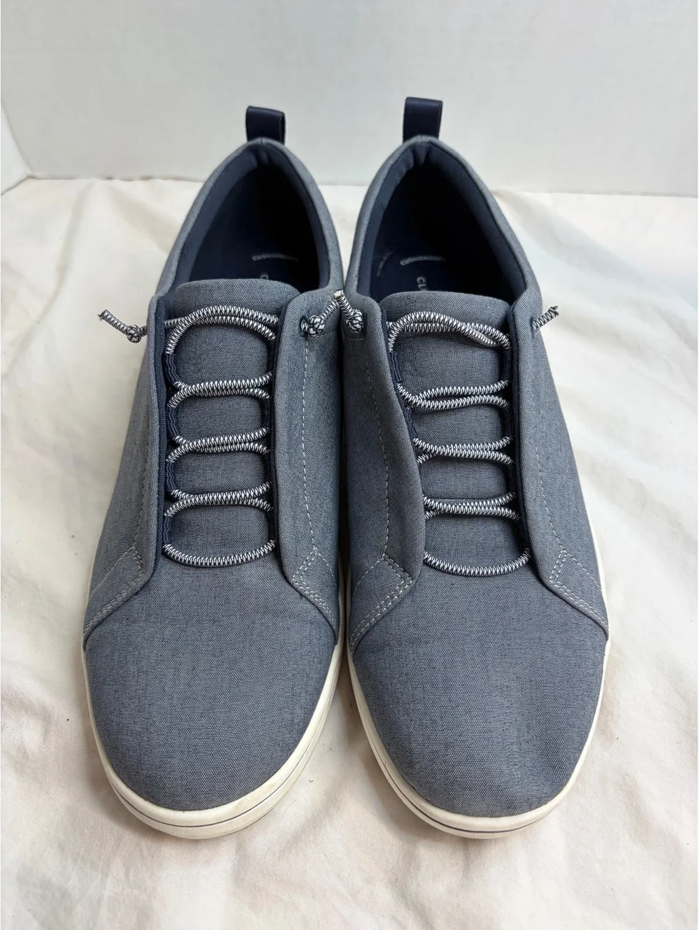 Clarks Cloudsteppers Womens Size 9 Gray Blue Slip On Comfort Sneakers